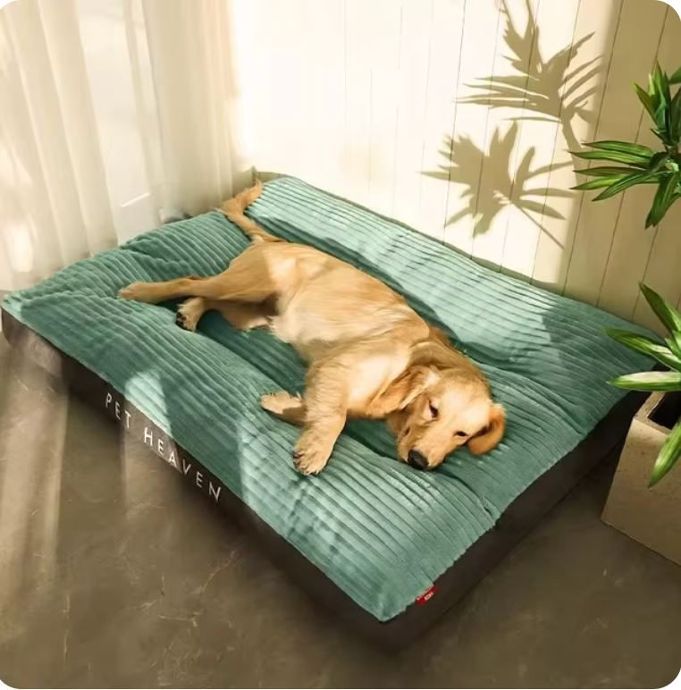 WagBed™ - Comfy Warm Winter Dog Bed (WaterProof)